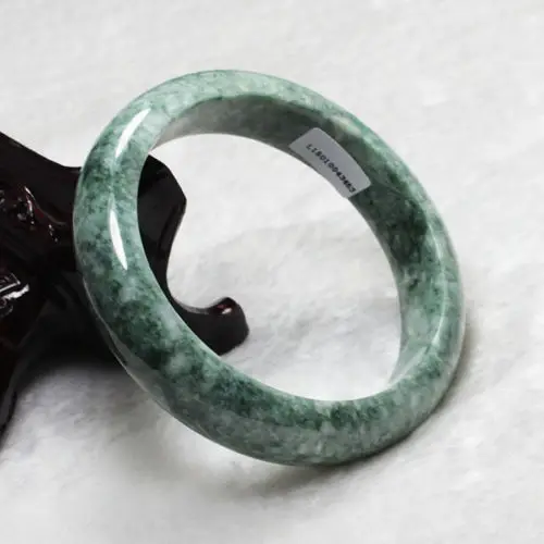 

2643 Certified Grade "A" Natural Green Jadeite Jade Gems Bangle Bracelet