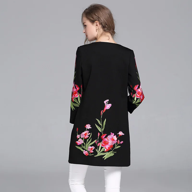 Goedkoop Vintage koninklijke borduren herfst basic jas jas vrouw Tops elegante slanke dame plus size zwarte bloemen casual jas vrouwelijke S 6XL
