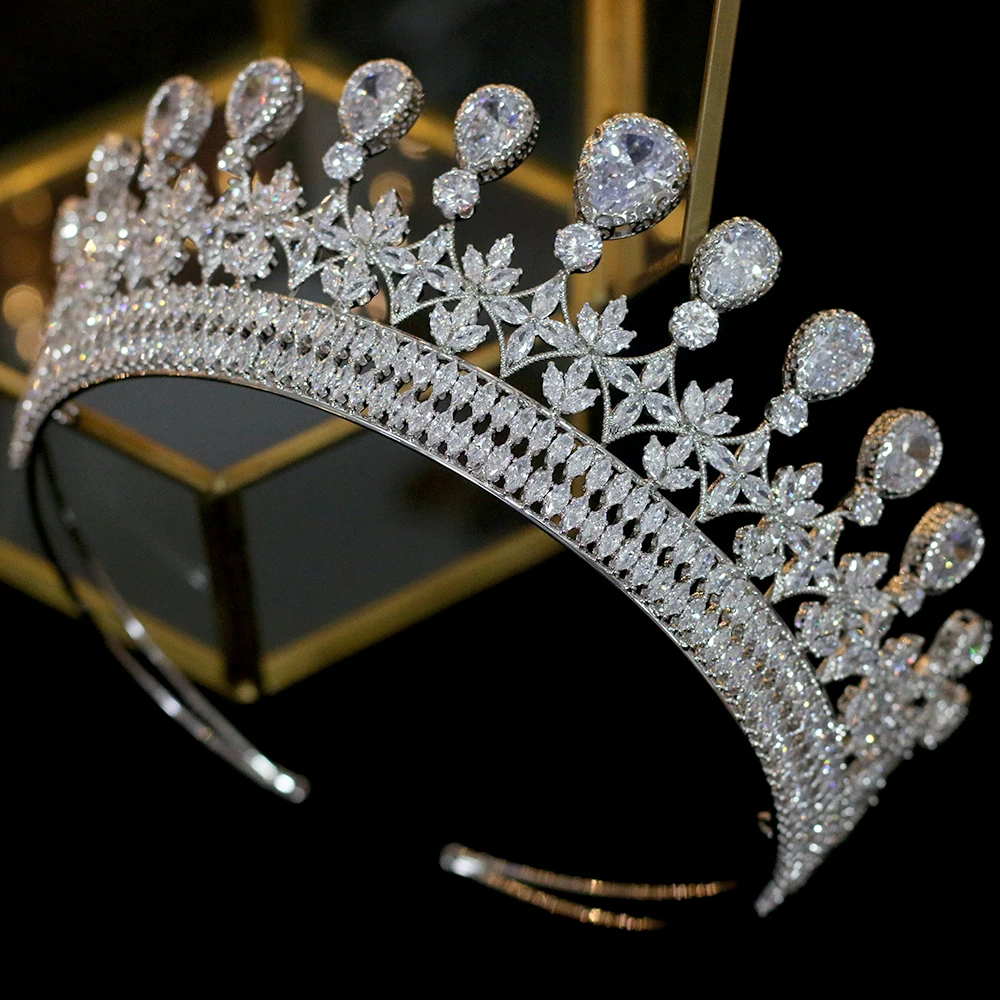 Trouwen Accessoires Haaraccessoires Kransen & Tiaras Bridal Crown Banquet Dress Accessories Fashion Wedding Zircon Headbands 