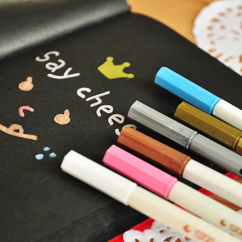 Metallic pens for black paper image