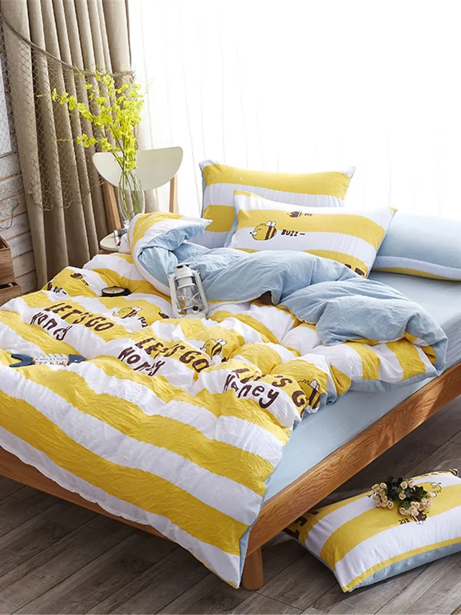 

4Pcs Cartoon Letter Striped Pattern Duvet Cover Fitted Sheet Pillowcases Set