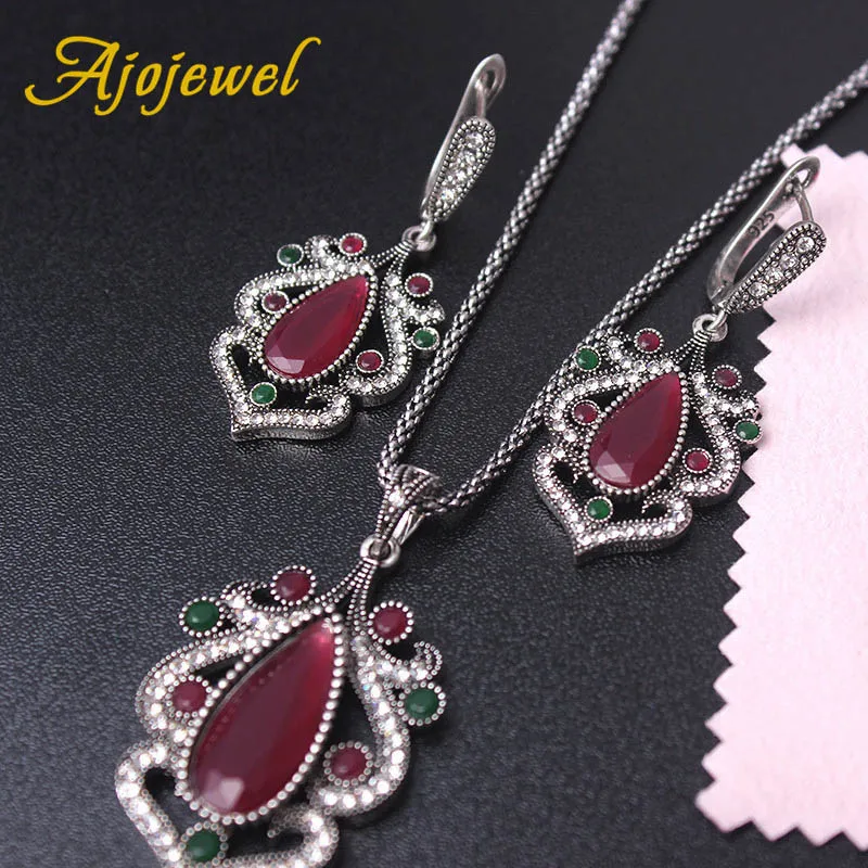 TB000256728-A06
