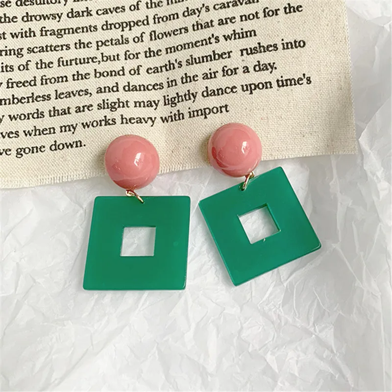 

Popular Hit Color Round Vintage Design Geometric Acrylic Earrings Square Tortoise Shell Resin Acrylic Earrings for Women