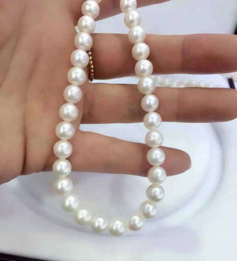

Jewelr 004924 10-11mm natural south sea white pearl necklace