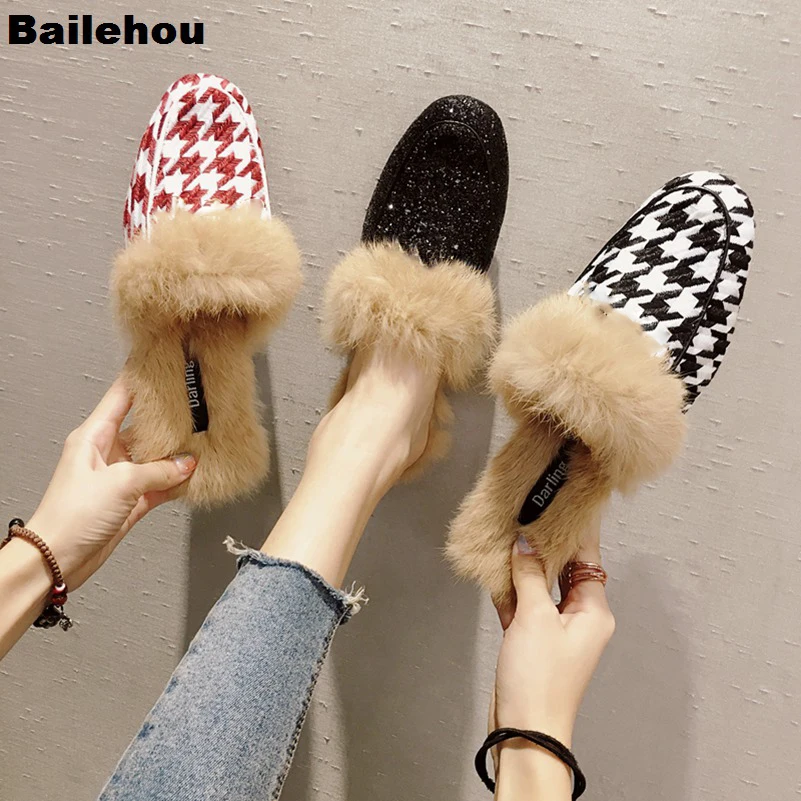 

Women Fur Slippers Fashion Brand Plaid Slippers Women Flat Casual Mule Shoes Sequined Bling Fur Slippers Outdoor Home Slipper
