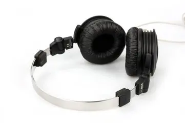AKG K404A