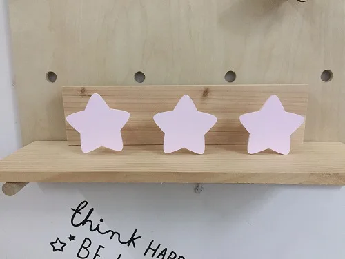 INS креативные Мультяшные деревянные настенные полки Лебедь полки магазин дисплей стенд держатель для мелочей Детская комната украшения крюк для хранения - Цвет: Three pink stars