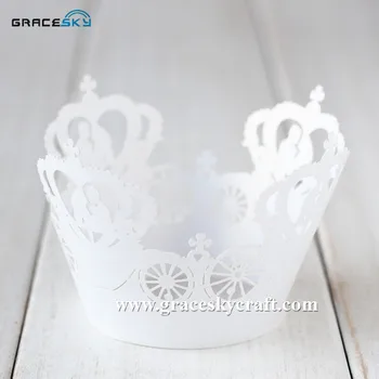 

50pcs New Laser Cut prince princess in carriage Wedding Cupcake Wrappers Baking Cake Liner Party Cupcake decoration , 23 colors