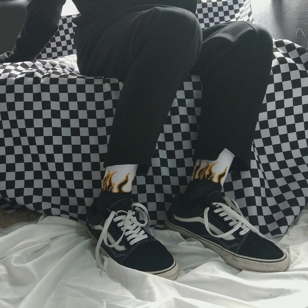 Men-Fashion-Hip-Hop-Hit-Color-On-Fire-Crew-Socks-Red-Flame-Blaze-Power-Torch-Hot(3)