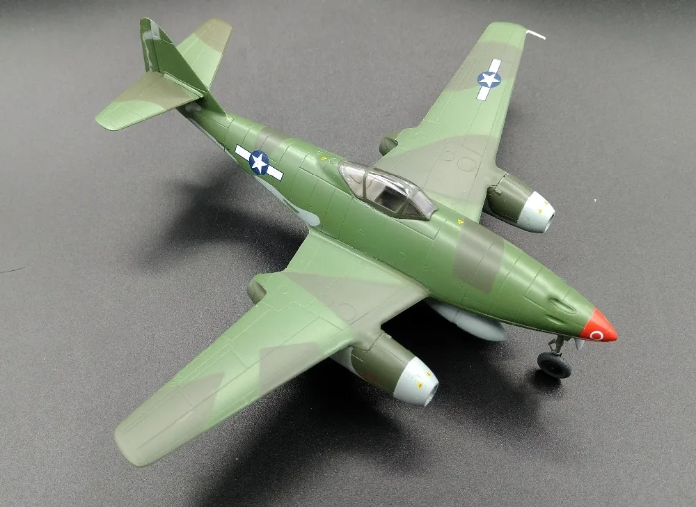 1: 72 немецких Me262A-1a реактивных трубач готовый 36368 Коллекционная модель |