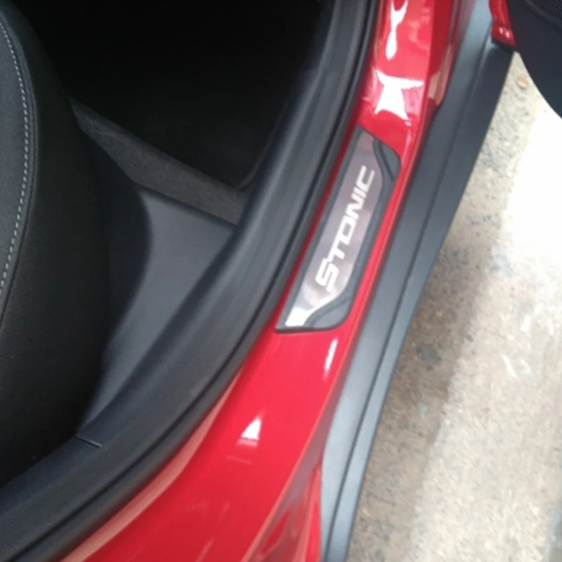 

For KIA Stonic 2017 2018 2019 Stainless steel Door Sills Kick Plates Protector cover trim Accessories car styling 4pcs