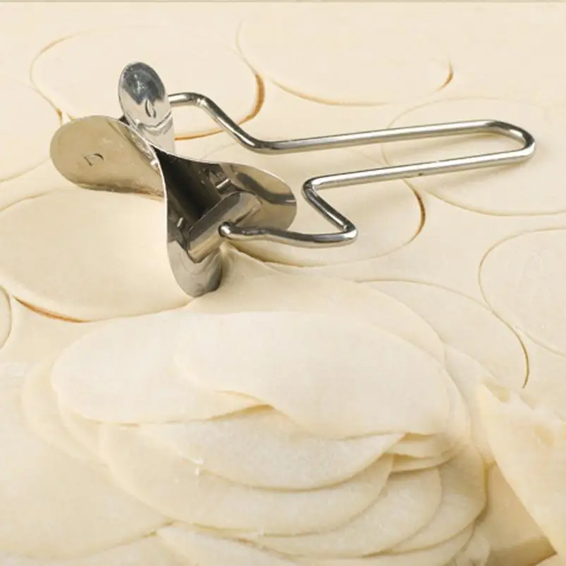 

1PC Stainless steel Fondant Icing Spatula Round Rolling cake circle cutter Blade Dough Circle Pie Cutter Levert Dropship 2feb24