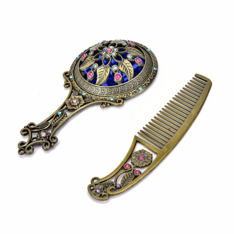 2Pcs/Set Retro Bronze Handheld Hollow Cosmetic Mirror Comb Set Feminine Hygiene Product for Health Care Supplies Random Color