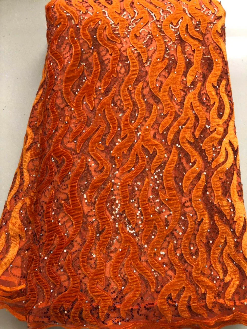 LL3949 (3)
