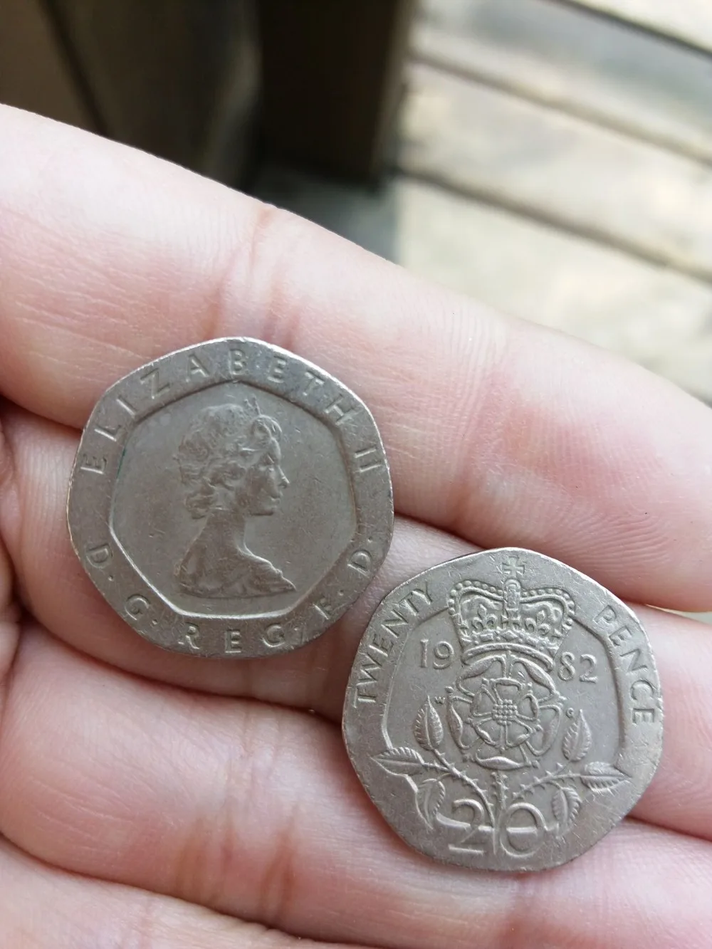 Aliexpress Buy 21mm UK 20 Pence Coin 1982 1984 Queen Used 