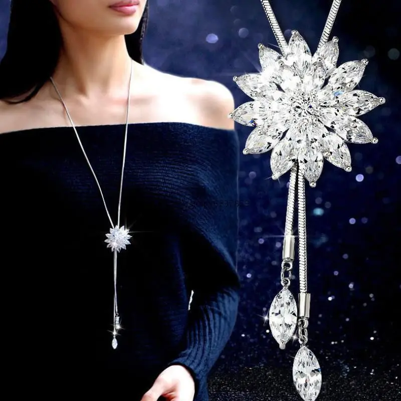 

Dominated 2019 New Crystal Flower Long Women Sweater Chain Creative personality drops necklace
