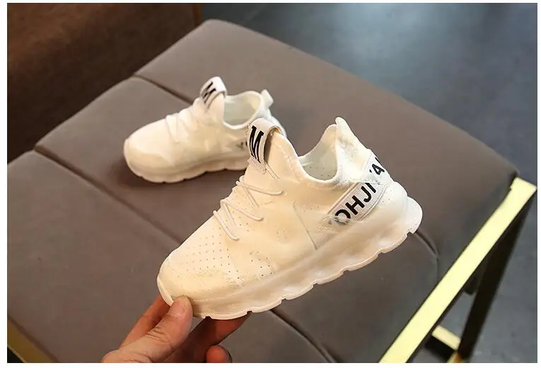 kids led shoes (66)