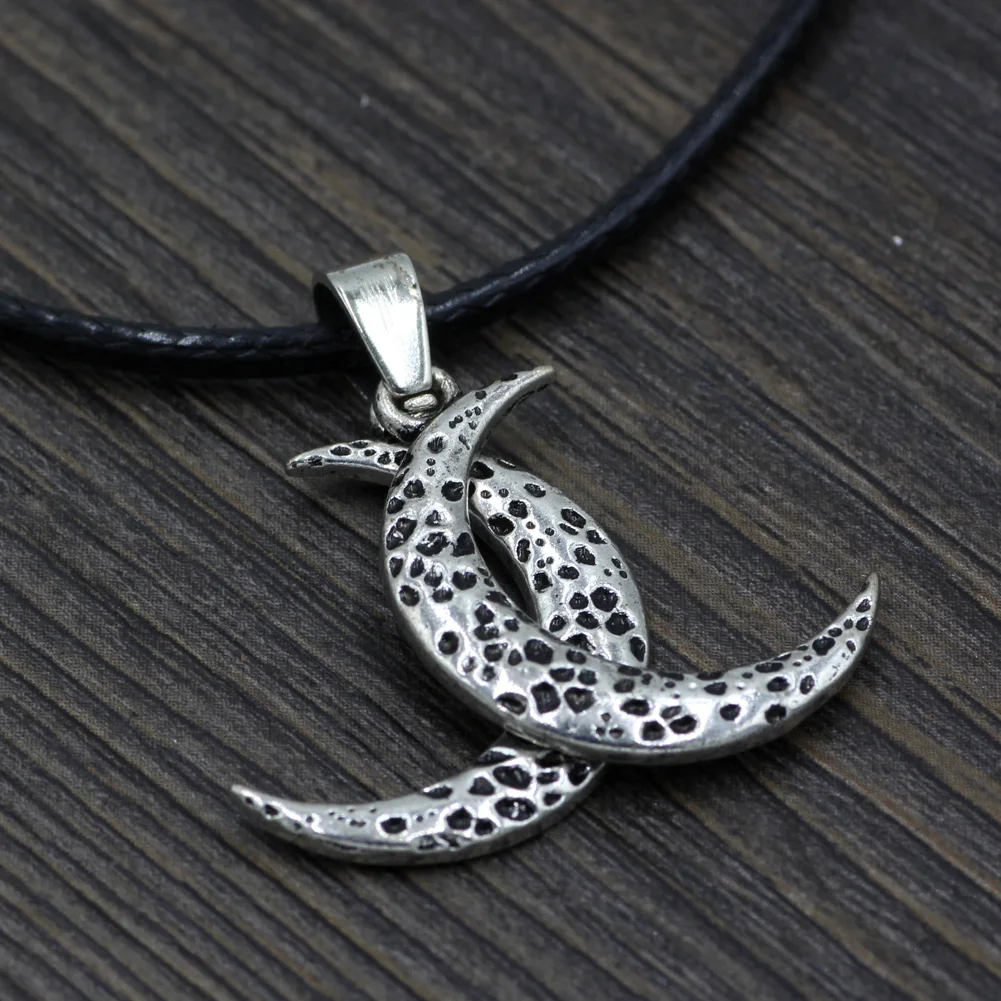 Us 2 65 49 Off Game Of Thrones Moon Door Necklace Pendant In Chain Necklaces From Jewelry Accessories On Aliexpress