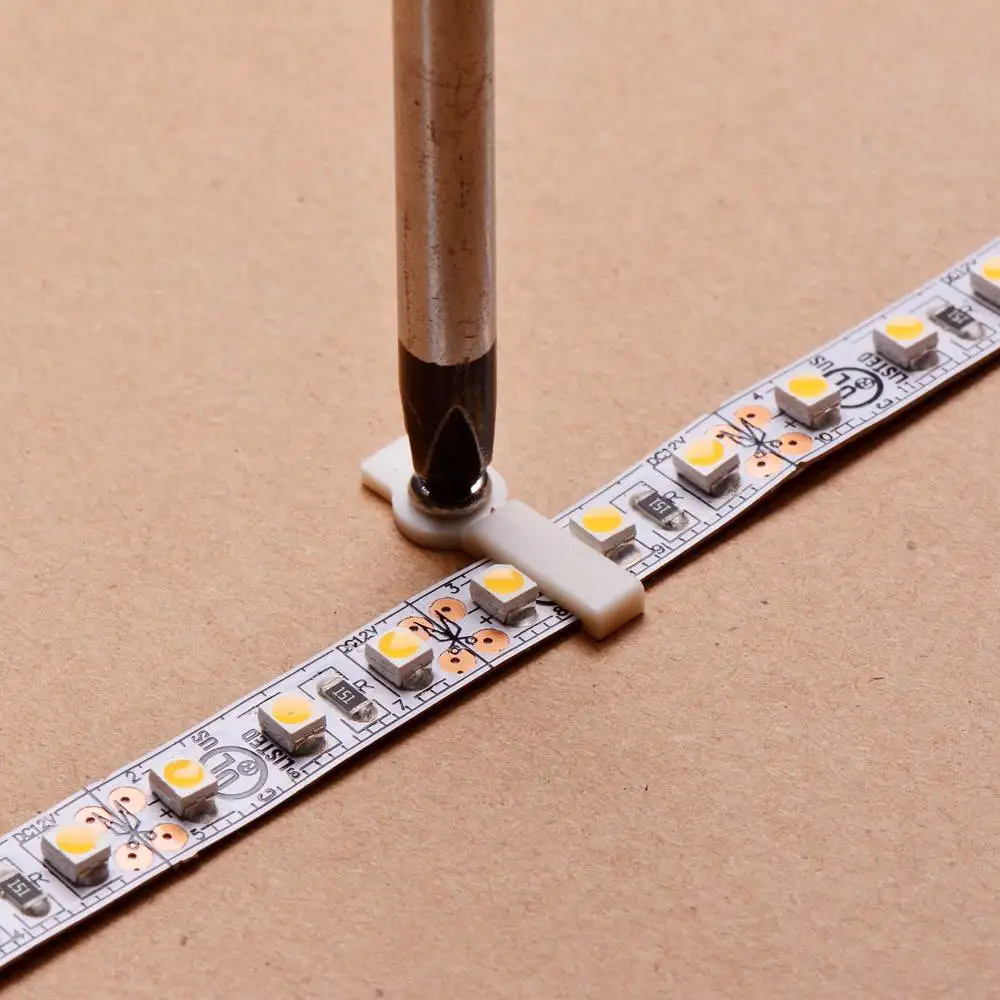 Профиль врезной для светодиодной ленты к251 2м. Монтаж светодиодной ленты на потолке. Направляющие для ргб ленты. Короб для блока питания светодиодной ленты. Крепление светодиодной ленты.