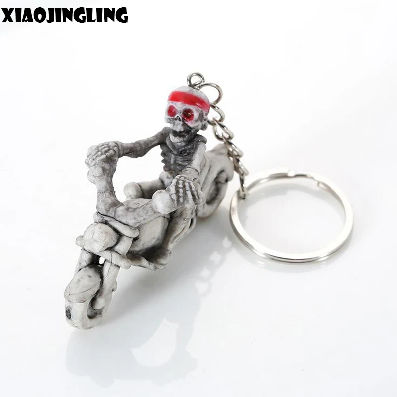 

XIAOJINGLING Rubber Skull Keychain Ring Personality Motorcycle Autobike Key Chain Accessories Creatived Key Holder Birthday Gift