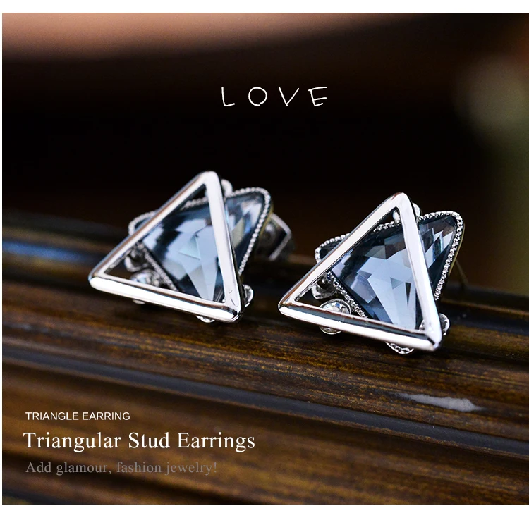 Geometric-triangle-crystal-stud-earrings_01