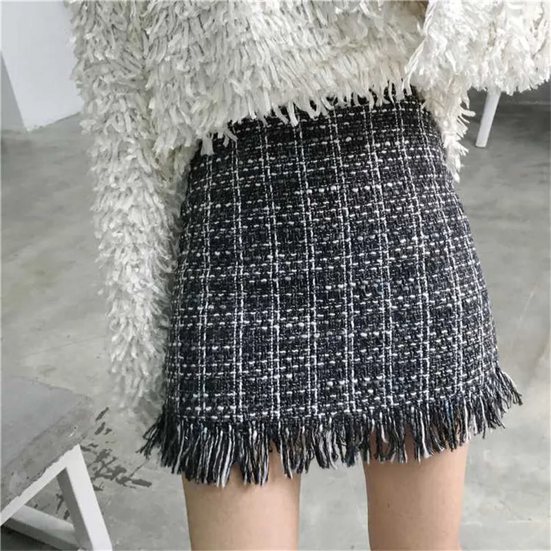 Women Woolen Mini Skirt Autumn Winter Vintage Straight Plaid Tassel Skater Skirt High Waist Femininas