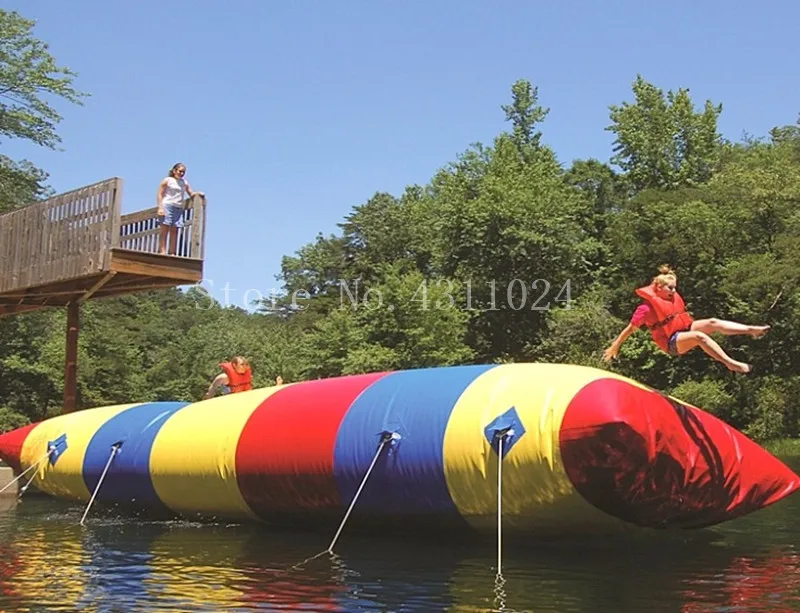 

Бесплатная доставка от двери до двери 9x3 м 0,9 мм ПВХ водная подушка для прыжков надувной водный батут для продажи