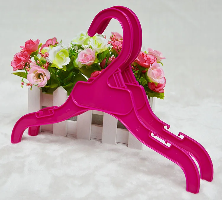 D15_5pcs_lot_Plastic_Pet_Dog_Clothes_Rack_Hanger_High_quality_Baby_Pet_Clothes_Tree_Hangers_white_Red_Drop_shipping_ (7)