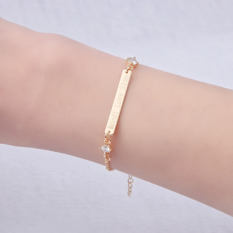 DUOYING-Crystal-Bracelet-Custom-Engraved-Name-Bracelet-Personalized-Initial-Bracelet-With-Zircon-Rhinestone-Bracelet-For-Women (4)