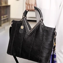 2016 new lambskin leather ladies fashion trends in Europe and America diamond Handbag Shoulder Messenger Bag free shipping