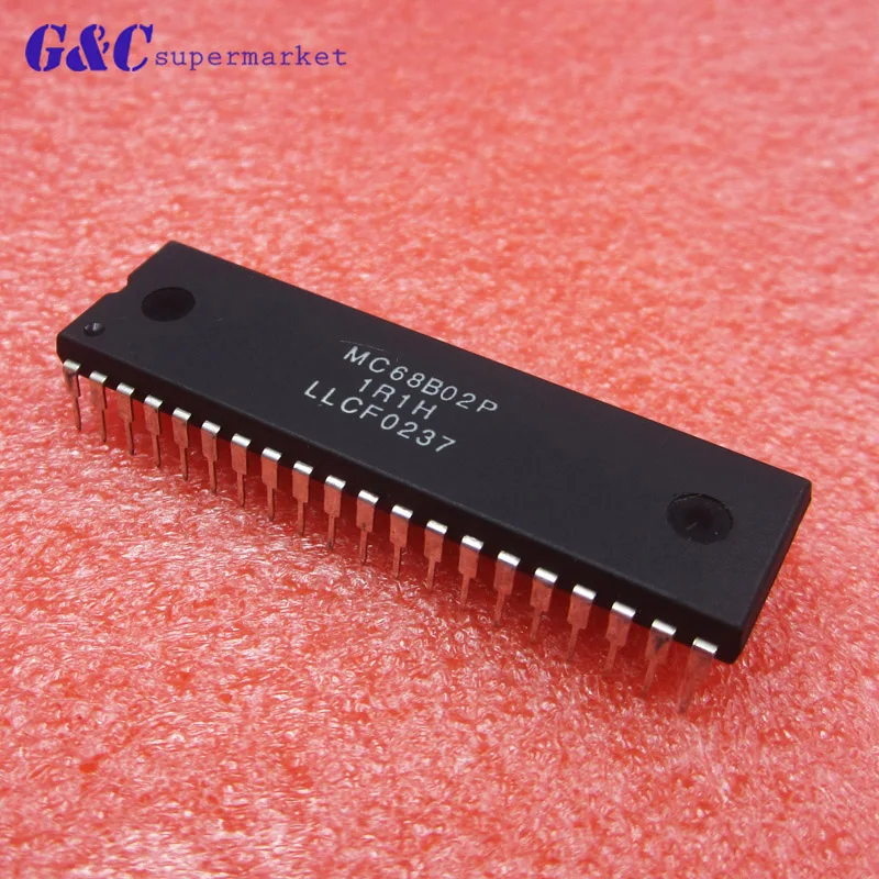 1/5PCS MC68B02P 68B02P 68B02 40PINS PERIPHERAL INTERFACE ADAPTER IC