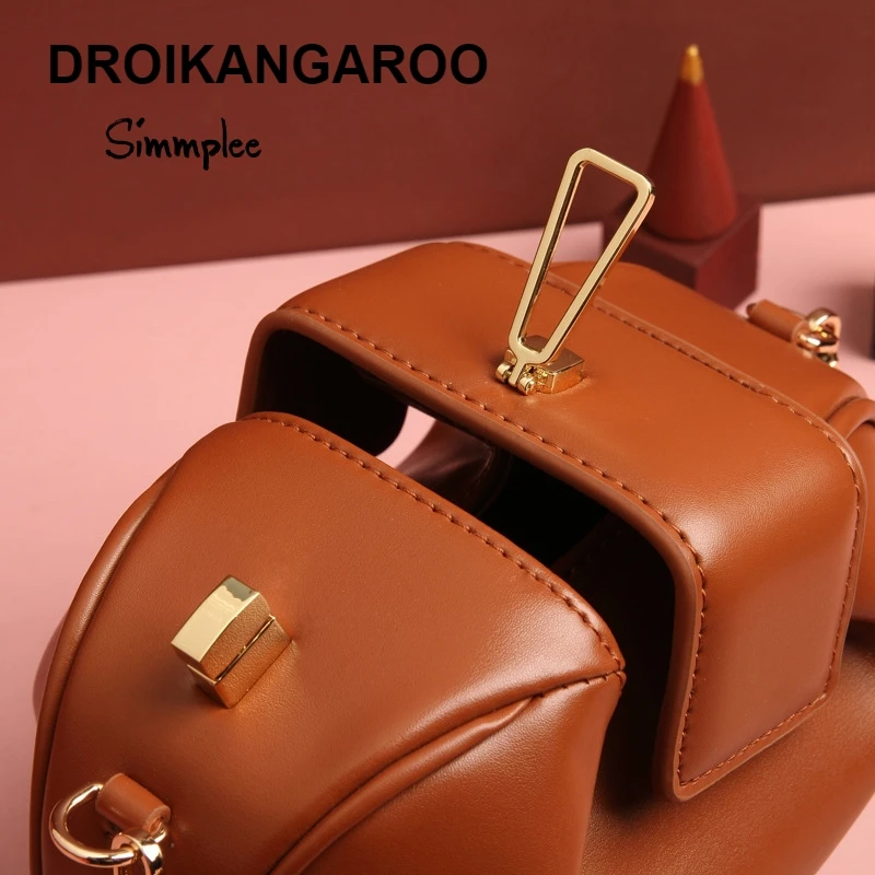 

19 Autumn and Summer Walking Show Customized New Retro Genuine Leather Female Bag Small Wonton Wonton Bag Lock Chain Mini Handba