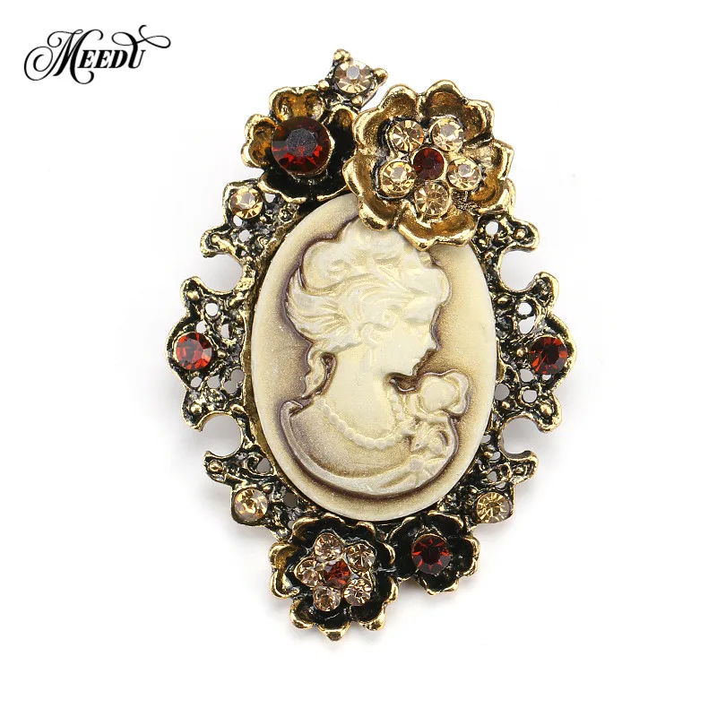 

Antique Silver Color Plated Metal Cameo Brooch Pins for Women Party Clothing Hat Accessories