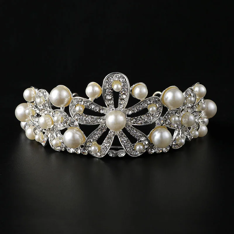 tiara (1)