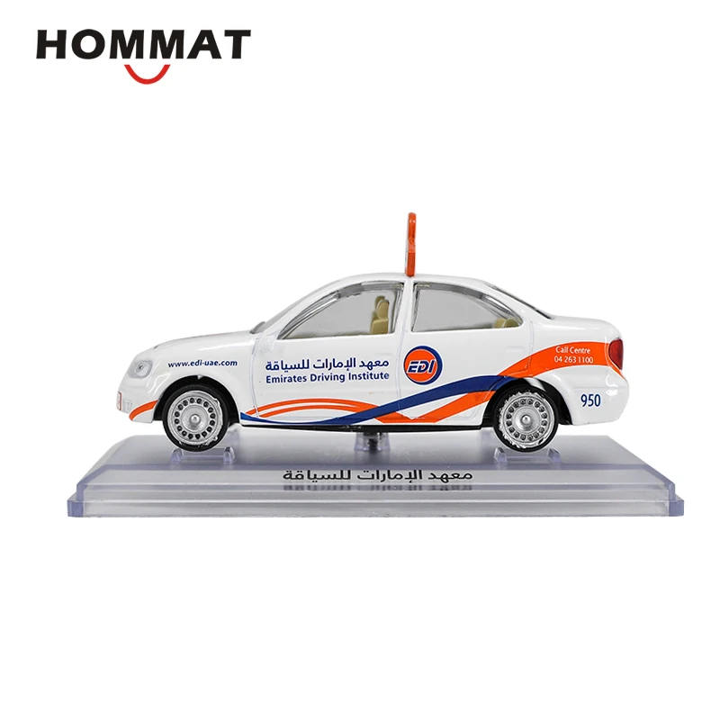 HOMMAT моделирование 1:43 Масштаб Nissan Sunny Дубай Такси модель автомобиля литой