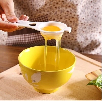 

1pc Kitchen White Egg Separator Sifting Gadget Plastic Filter Sieve Holder