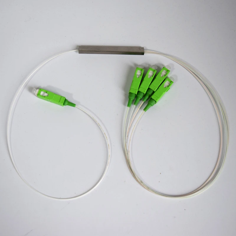 Beste Gratis Verzending 10 stks partij 0.9mm Stalen Buis 1x4 Mini Blockless 1*4 SC APC 4 manier Glasvezel PLC Splitter