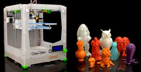 klassisk lanthan pisk 3D printing three-dimensional model DreamMaker rapid prototyping 3D printer  hand to do three-dimensional printer