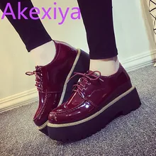 Akexiya oxford frauen 2017 freizeit sapato feminino lackleder plattform wohnungen runde kappe flache schuhe frau komfortable creepers