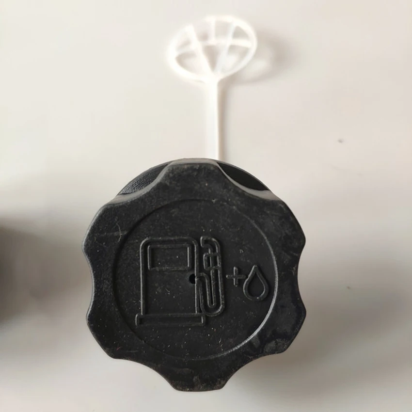 

40-5 Fuel Tank Cap Replacement for Two-stroke Hedgerow Cutting Weeder Lawn Mower Fuel Tank Cap Grass Trimmer Chainsaw Part