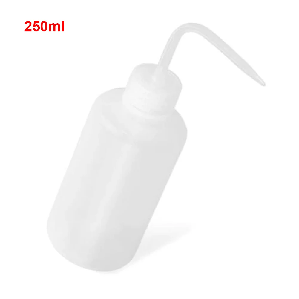 

250 / 500ml White Plastic Watering Tools Portable Practical Durable Diffuser Dispenser Curved Mouth Eco-friendly Squeeze Bottle