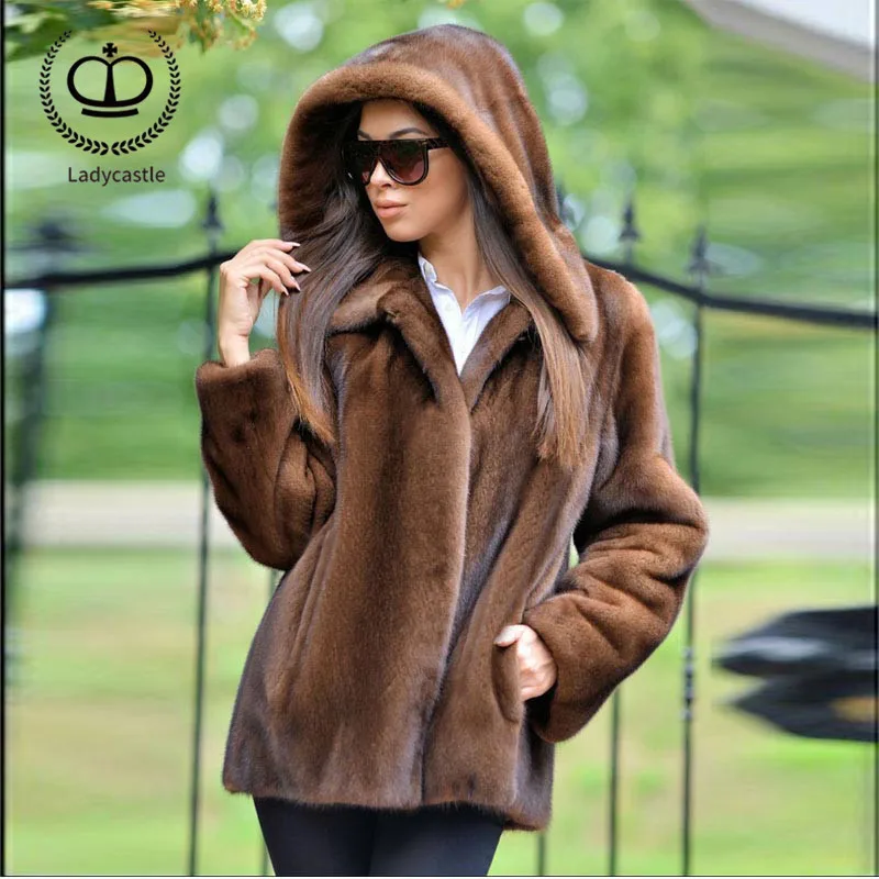

2018New Real Mink Fur Coat With Hood Coat Fur Natural Women Real Mink Fur Outwear Jacket Genuine Warm Winter Coat Luxury MKW-086