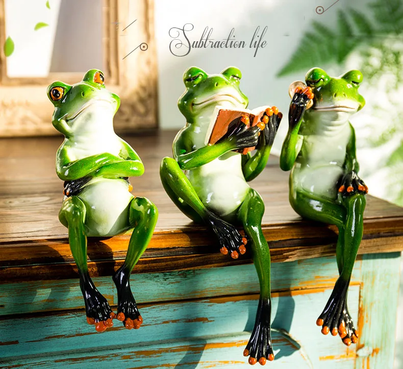 Resin 3D Funny Frog Figurine Office Desk Car Dashboard Onament Underwater Decor 