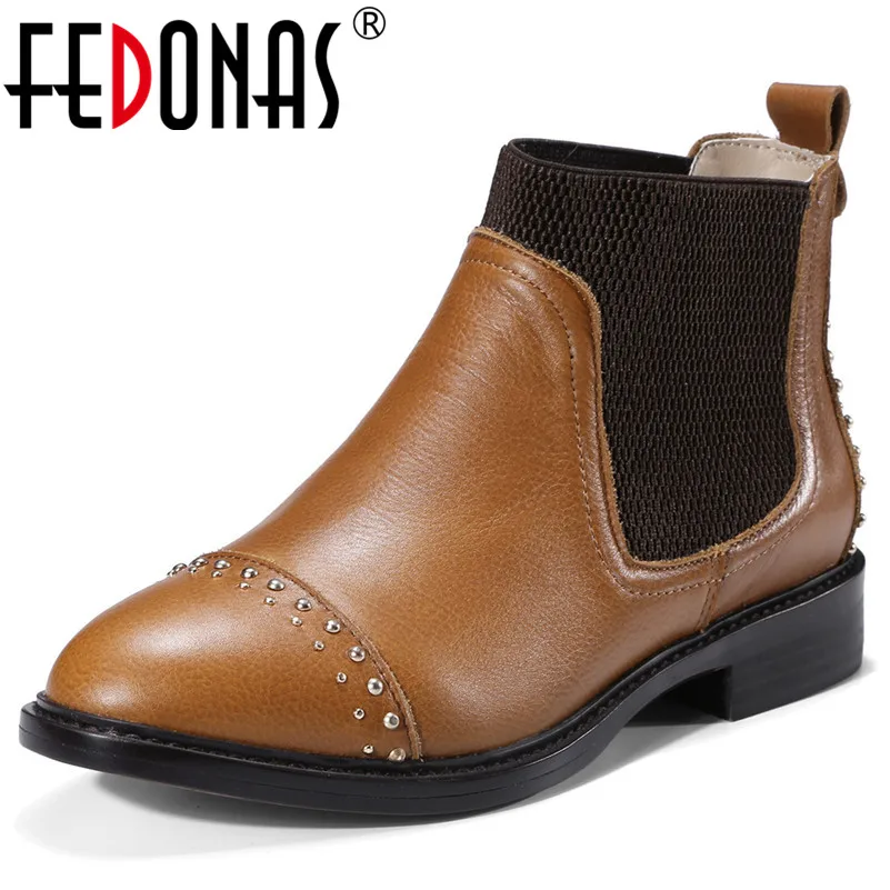 

FEDONAS Women Genuine Leather Ankle Boots Round Toe Rivets Short Motorcycle Boots Med Heels Night Club Shoes Woman Basic Boots