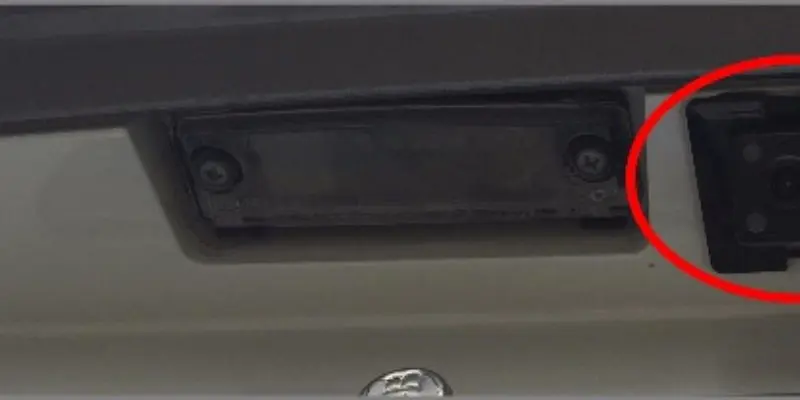 Car Reversing Parking Camera For Toyota Land Cruiser Prado LC120 LC150  TX J150 HD Night Vision Backup Rear View Camera Bracket (6)