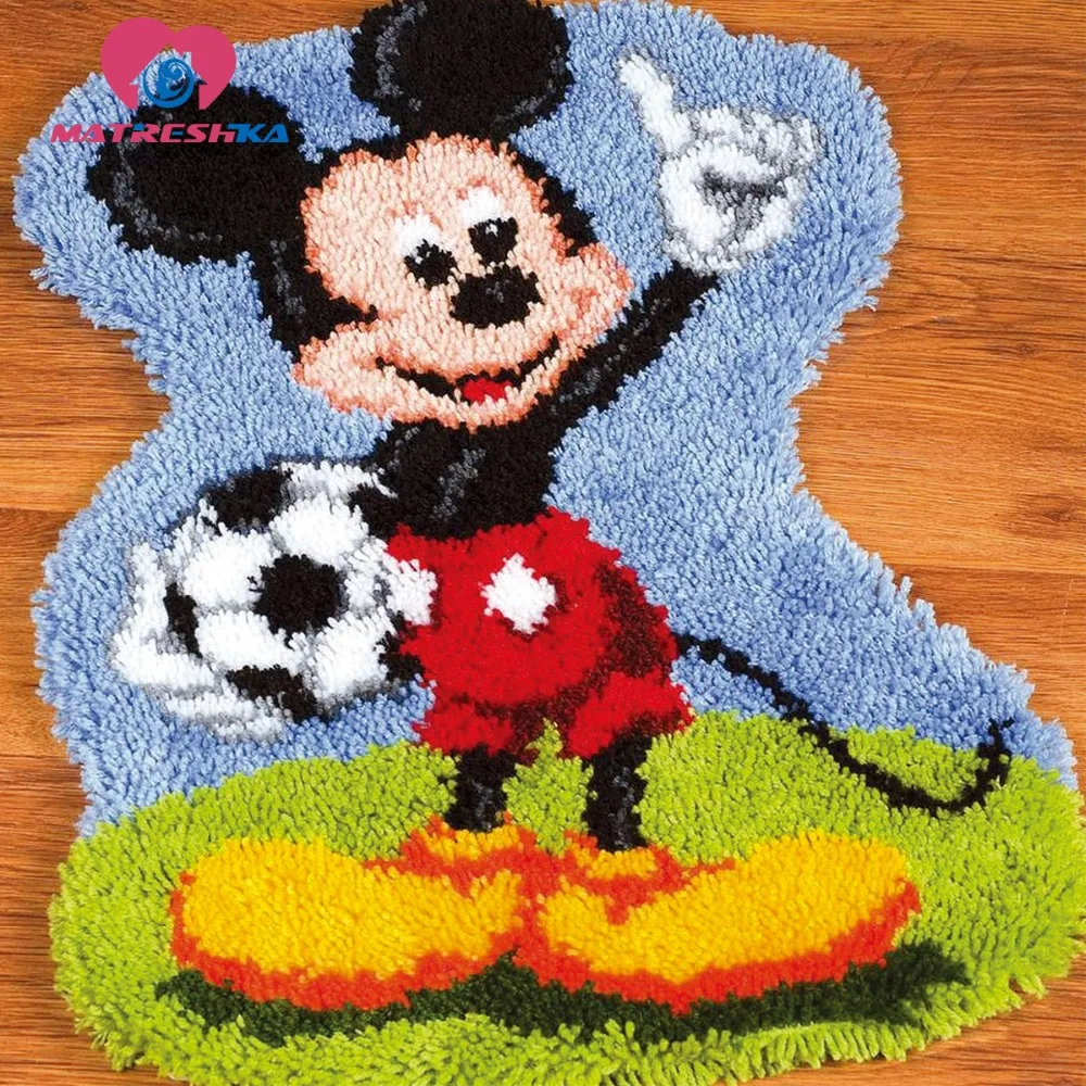 ковровая вышивка для детей. вышивка в ковровой технике. ковровая вышивка для детей. нашивка ковровой техникой. ковровая вышивка.