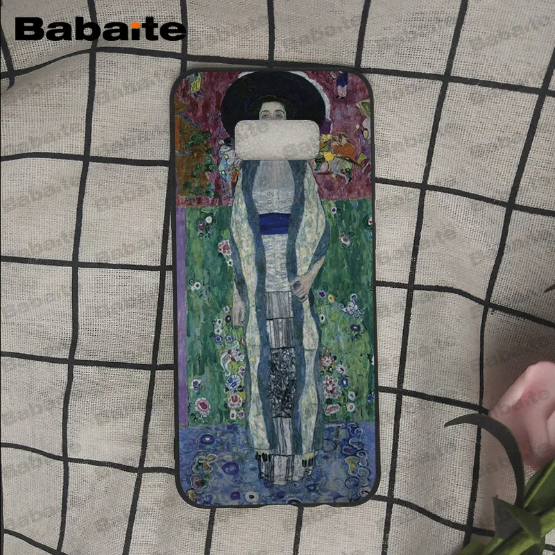 Kiss by Gustav Klimt Design