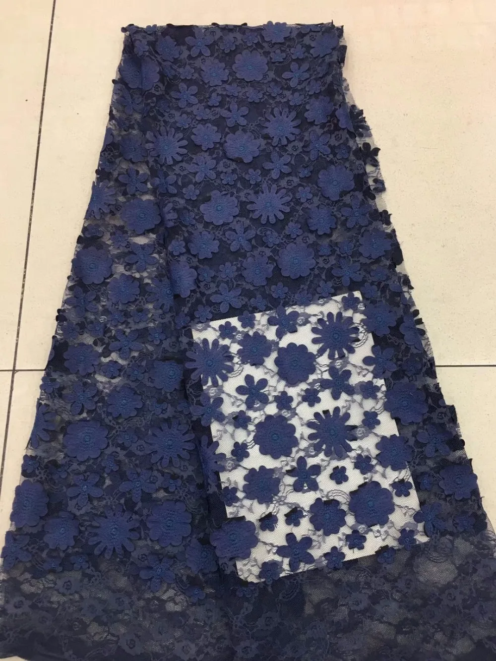 

2018 New chiffon lace fabric, Pearl lace clothing, embroidery lace tulle 3D flower fabric