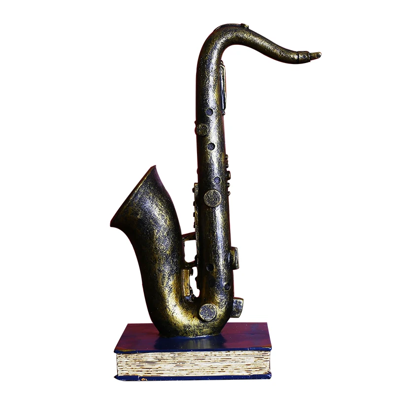 

High Quality Retro Miniature Musical Instruments Resin Crafts Vintage Cube Horn Trumpet Model Musical Instrument Home Decoration