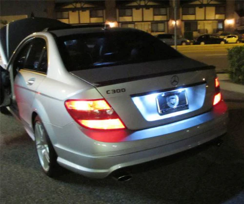 Mercedes_Benz_W203_LED_license_plate_lamp (5).jpg
